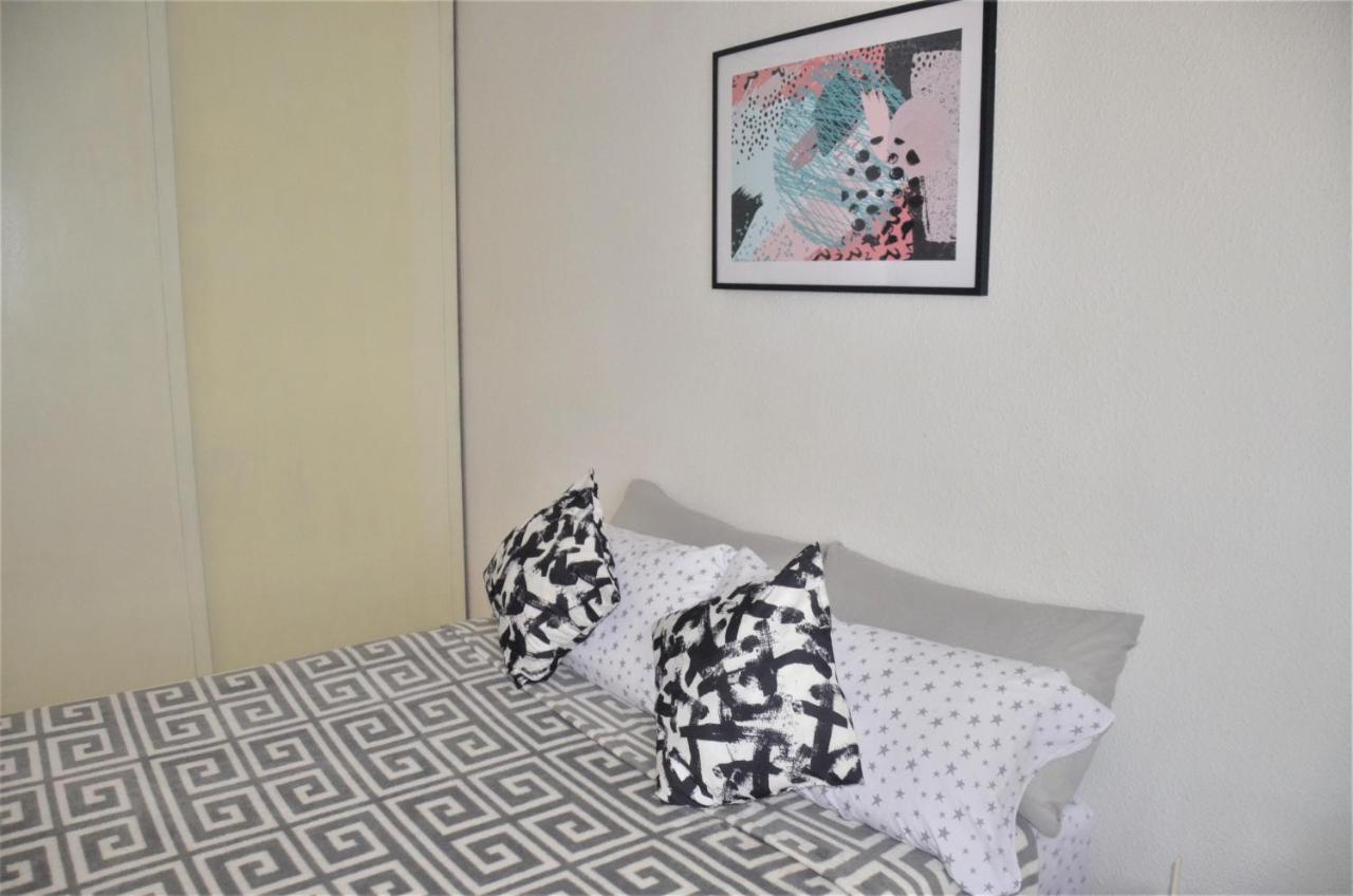 Pretty Studio With Swimming Pool Torrevieja Esterno foto