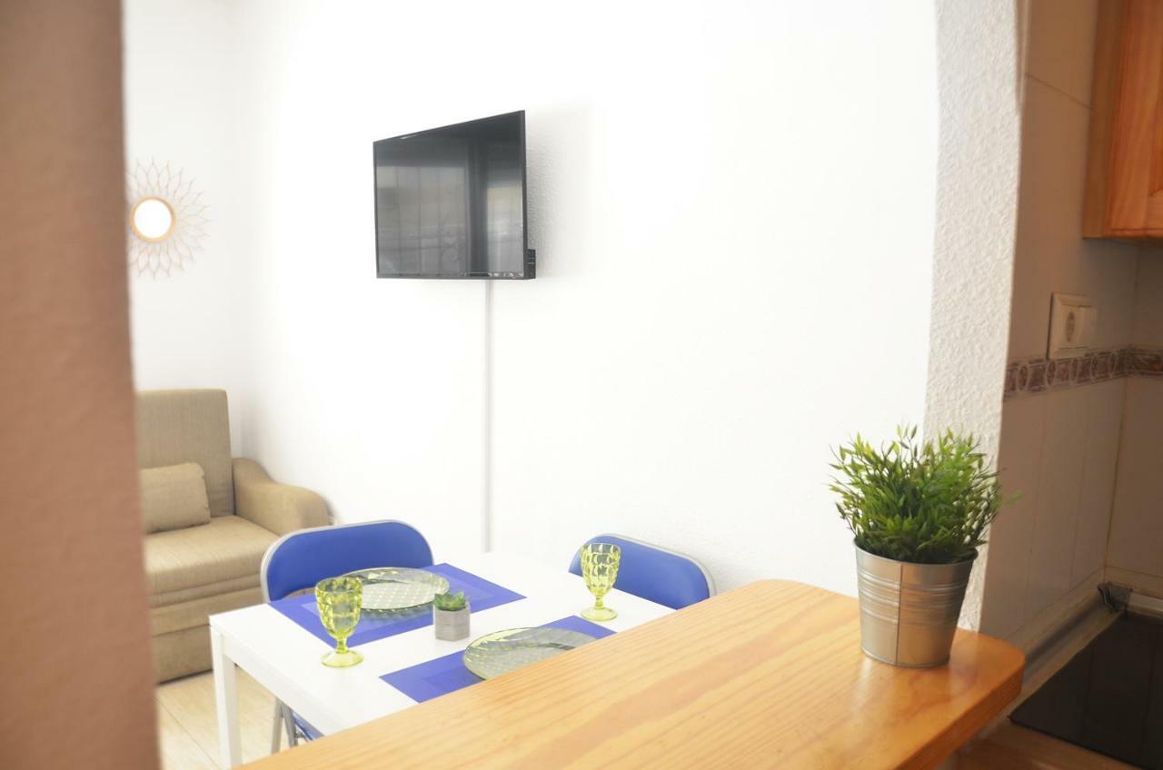 Pretty Studio With Swimming Pool Torrevieja Esterno foto